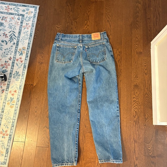 Levi's Classic 550 Relaxed Blue Jeans - Picture 3 of 4
